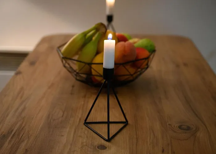 Mm Near Center, Free Parking